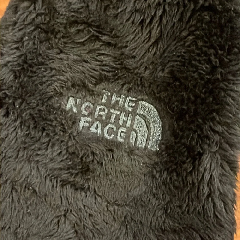 The North Face Osito Winter Gloves black Etip new Women’s Size Large
